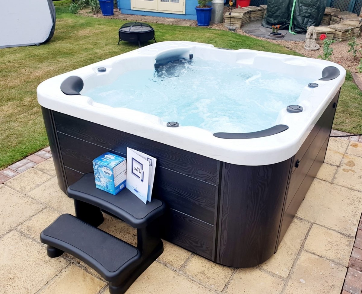 Seaside Hot Tubs Hot Tubs For Sale New Hot Tubs and Used Hot Tubs