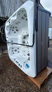 Platinum Spa Infinity Used Hot Tub For Sale