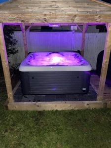 quality hot tubs for sale