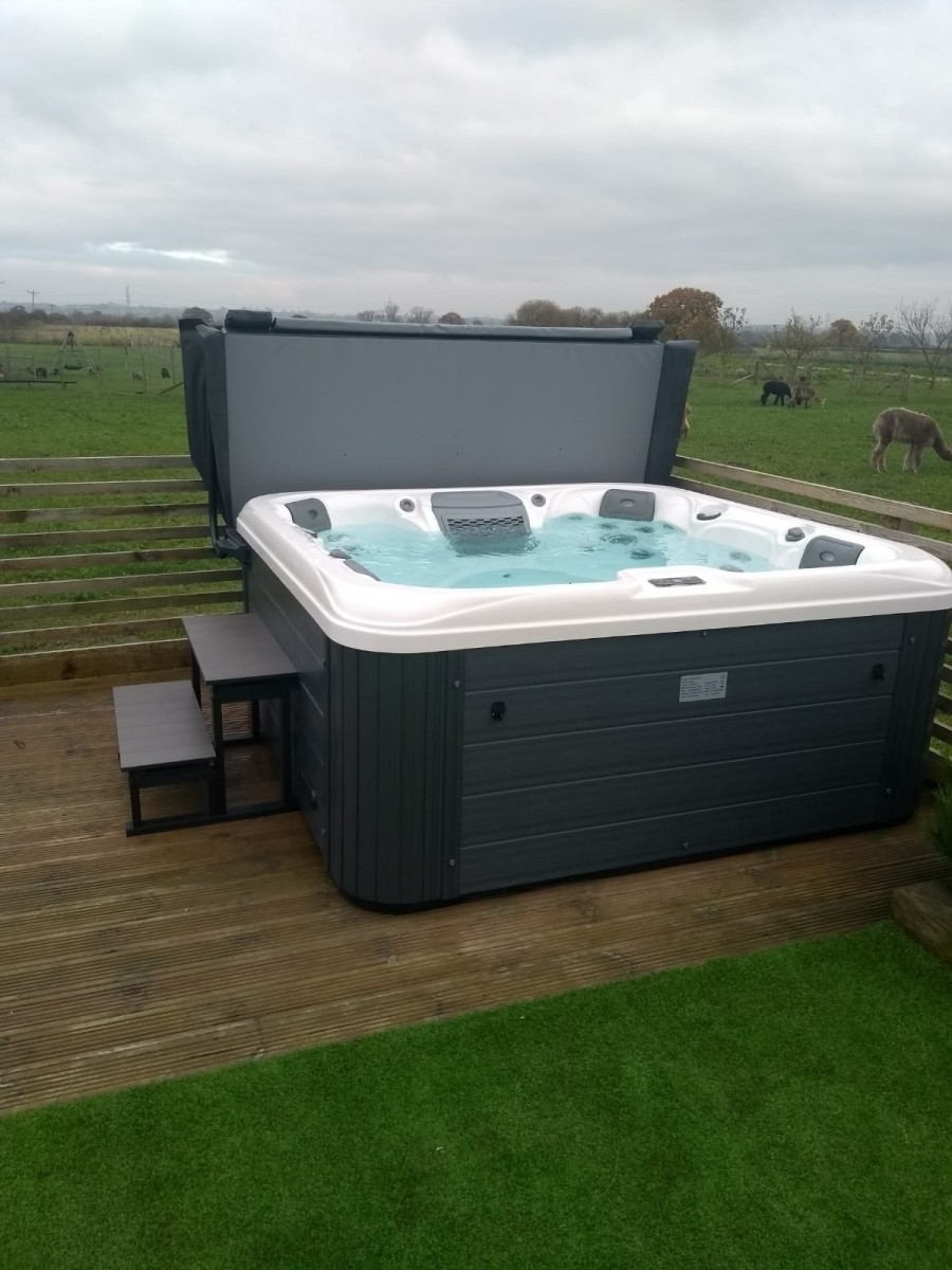 Vegas Hot Tub Install 10th November 2020