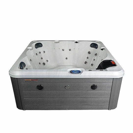 The Norfolk Hot Tub