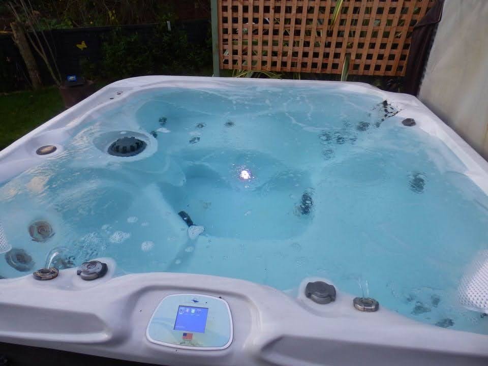 Used Hot Tubs For Sale Second Hand Hot Tubs For Sale Seaside Hot 
