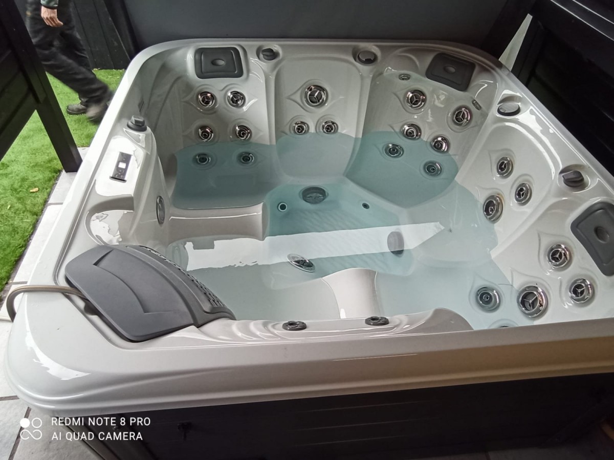 New Hot Tub Install Louisiana Tub Hot Tubs For Sale New Hot Tubs