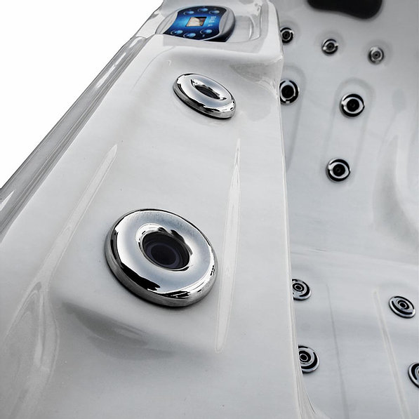 The Norfolk 2 Hot Tub