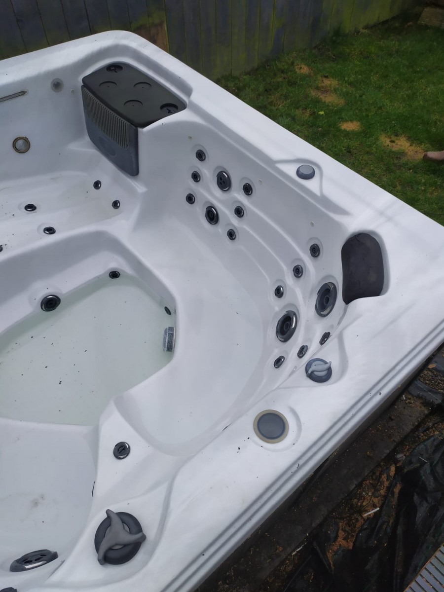 Canadian Spa Toronto 32amp - ref UHT 12