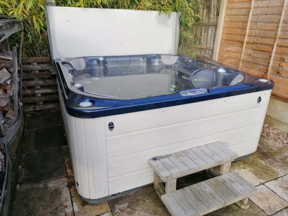 Hot Tubs For Sale - Used Hot Tubs For 