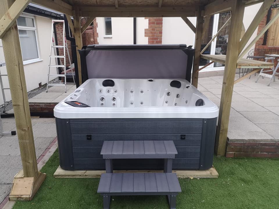 We installed the fabulous Norfolk 2 spa for Christine and Grahame