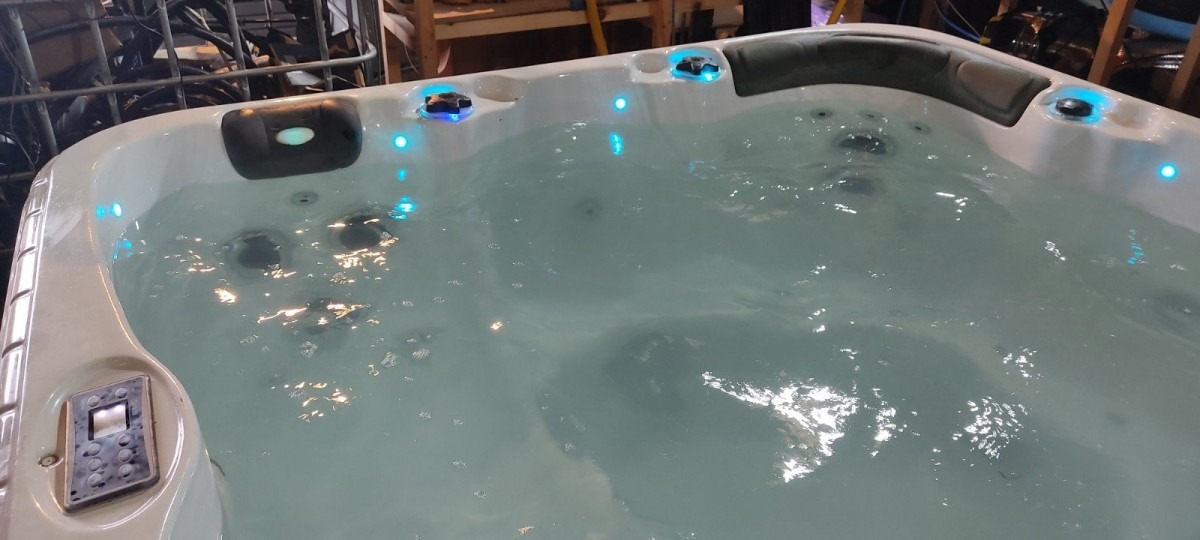 Balboa Hot Tub Single Lounger 4 Seats Hot Tubs For Sale New Hot