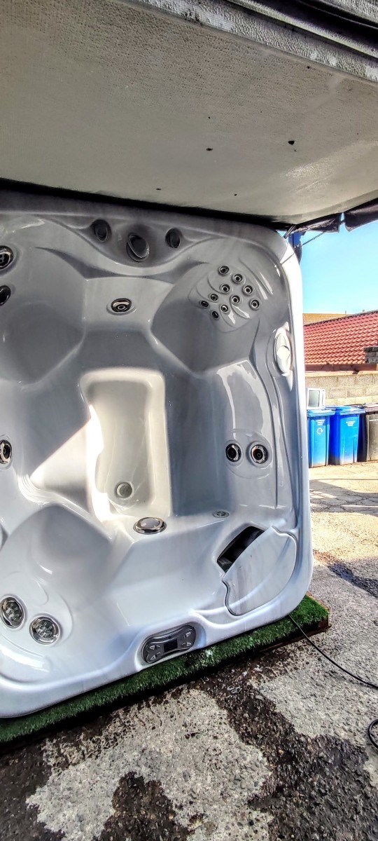 HotSprings Prodigy Used Hot Tub For Sale Hot Tubs For Sale New Hot