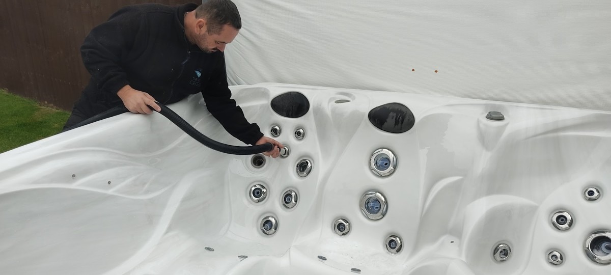 Hot Tub Service Seaside Hot Tubs custodian-job-description