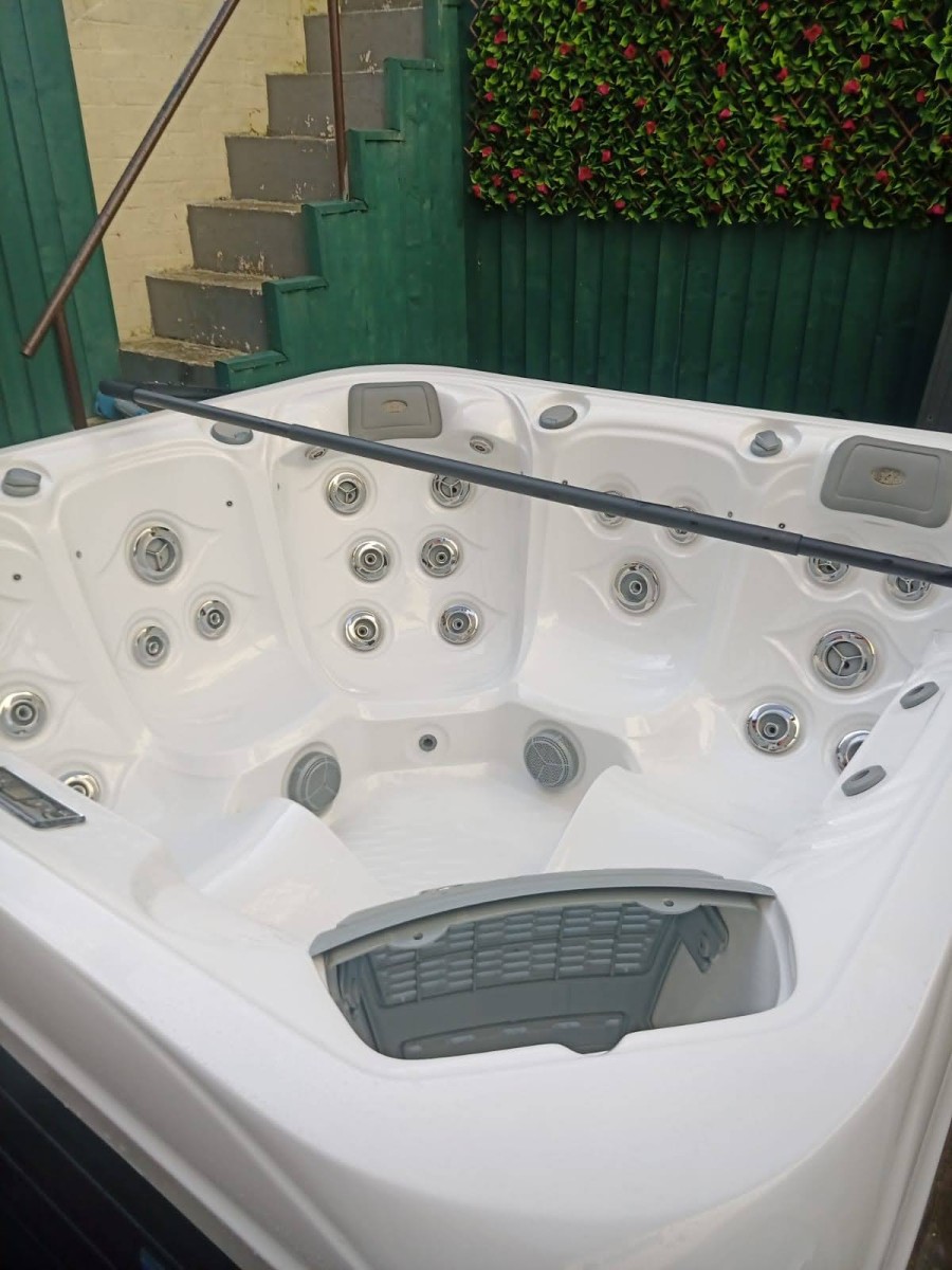 Hot Tub Service Scarborough Seaside Hot Tubs