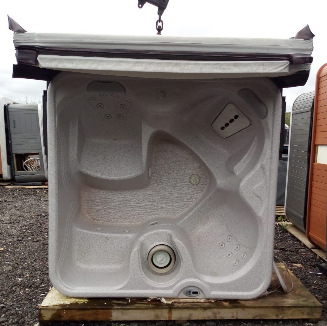 Hotsprings Hotspot SX Plug and Play Used Hot Tub For Sale £1995
